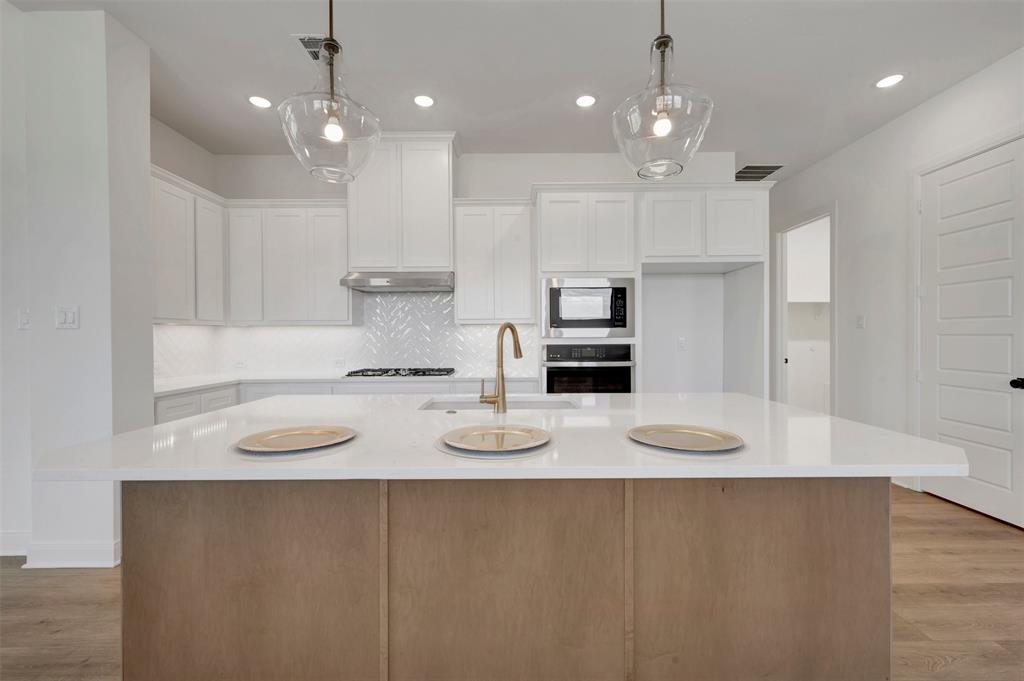 1351 Potenza Road Property Photo 15