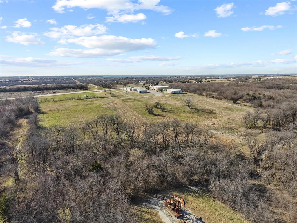 0000 N Fm 1417 Property Photo 5