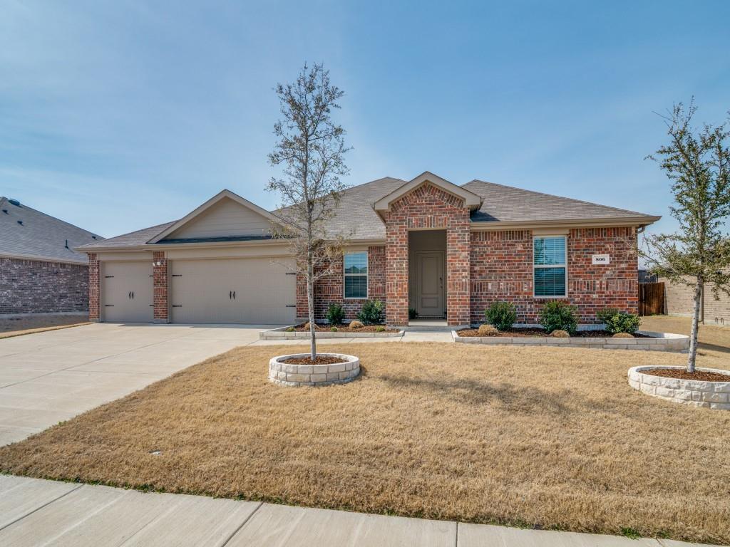 806 Martingale Drive Property Photo 1