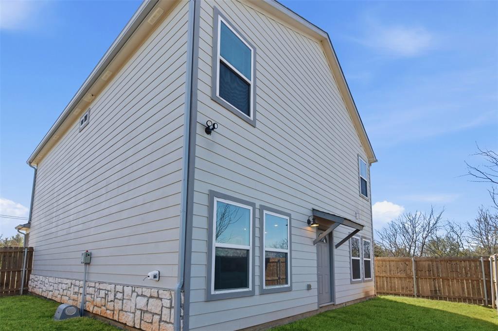 5708 Black Pine Property Photo 31