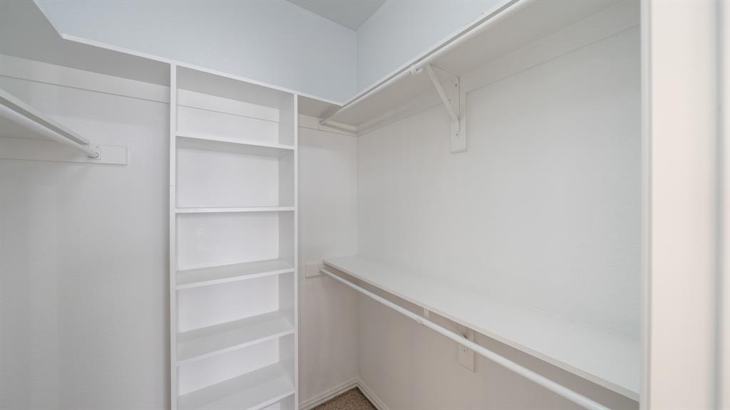8789 Colonial Drive Property Photo 11