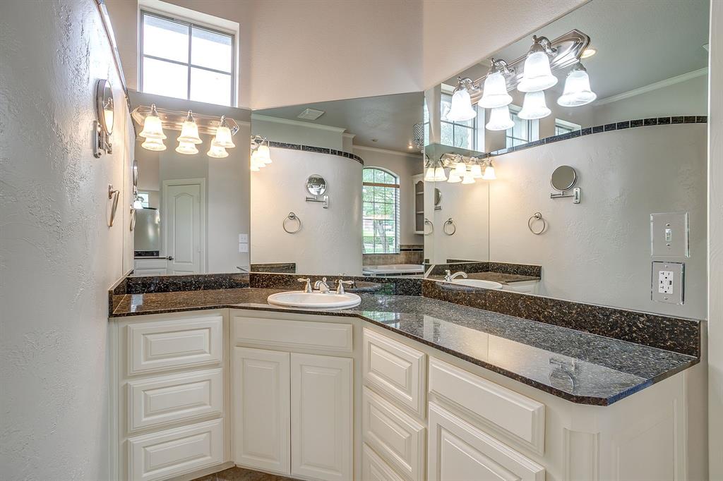163 Oakcrest Hills Drive Property Photo 16