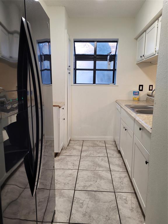 9611 Walnut Street 1206 Property Photo 5