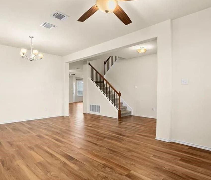 5561 Perditas Drive Property Photo 5