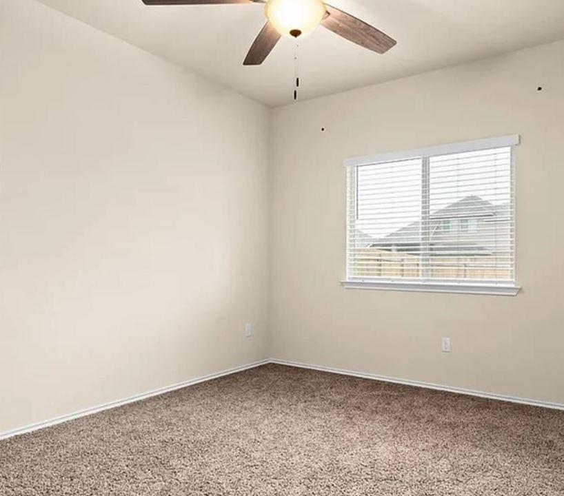 5561 Perditas Drive Property Photo 11