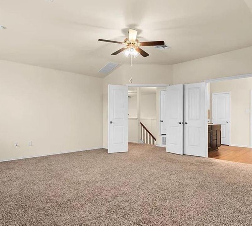 5561 Perditas Drive Property Photo 16