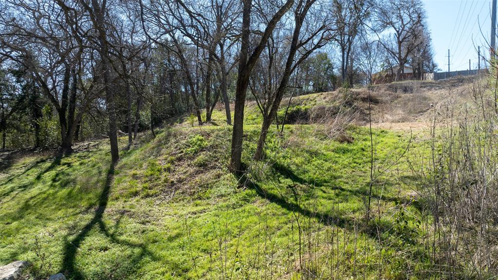 1141 Redondo Drive Property Photo 16