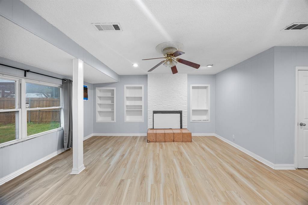 2438 Lasalle Drive Property Photo 6