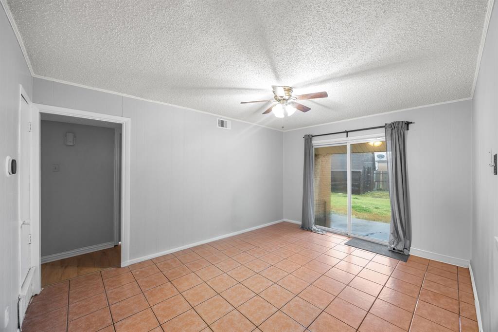 2438 Lasalle Drive Property Photo 14