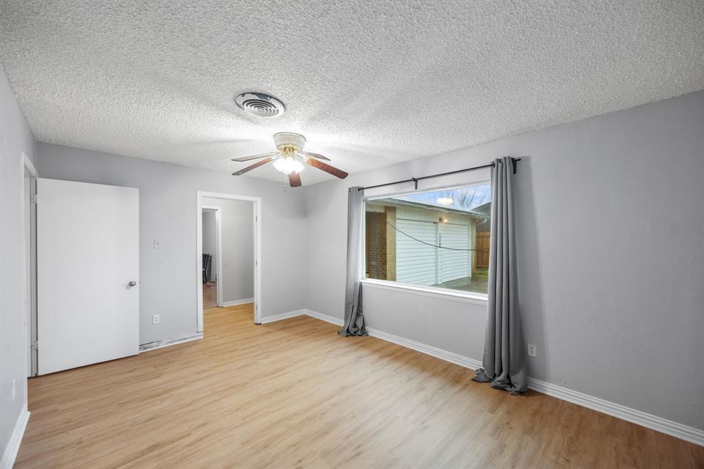 2438 Lasalle Drive Property Photo 16