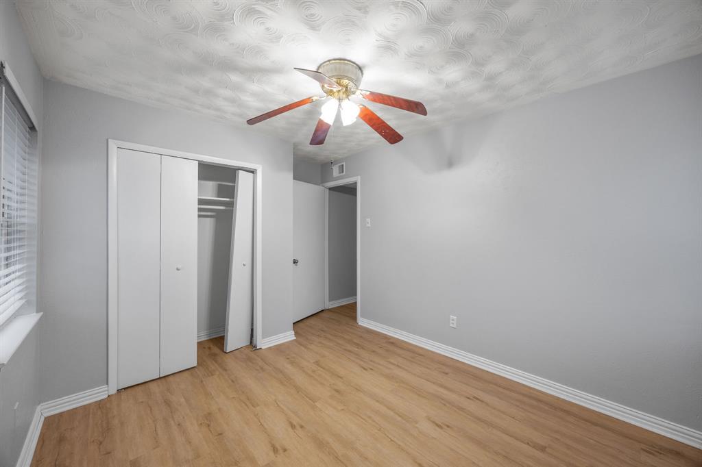 2438 Lasalle Drive Property Photo 17
