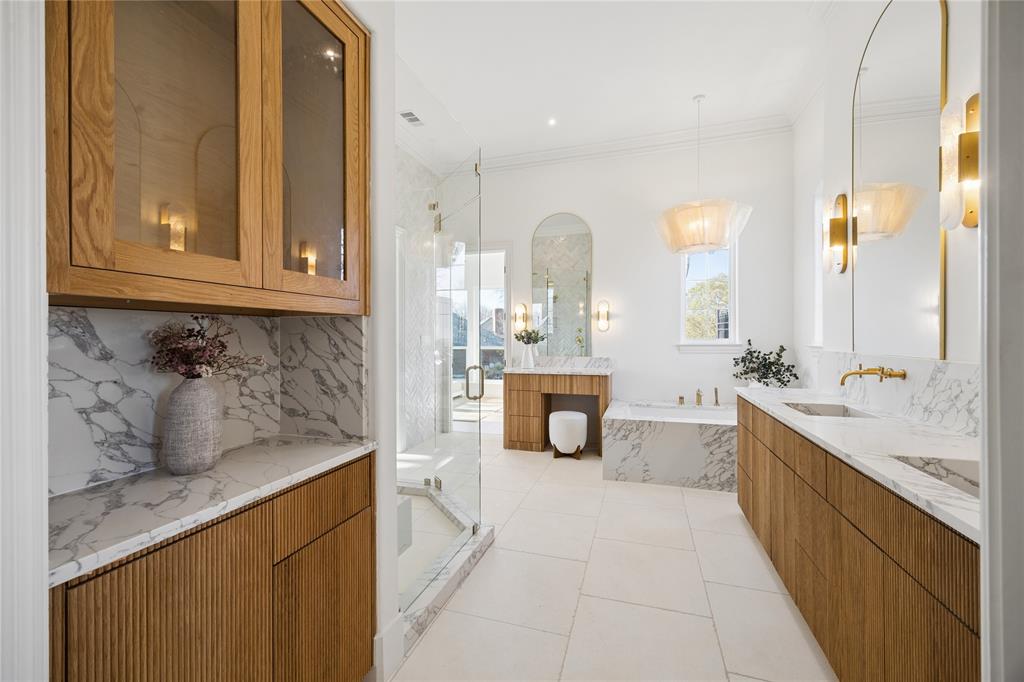 6001 Pine Valley Drive Property Photo 33