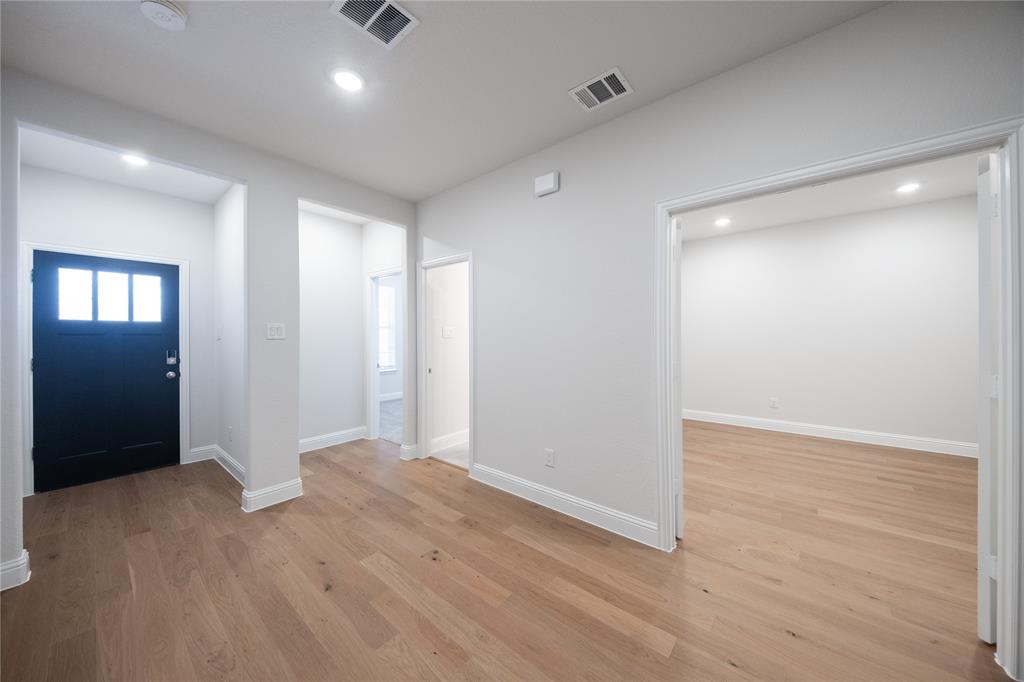 2032 Naples Drive Property Photo 15