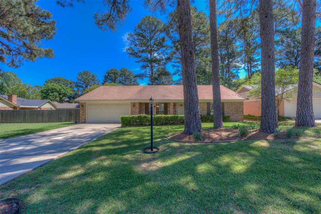 276 Hanging Moss Trail Property Photo 2