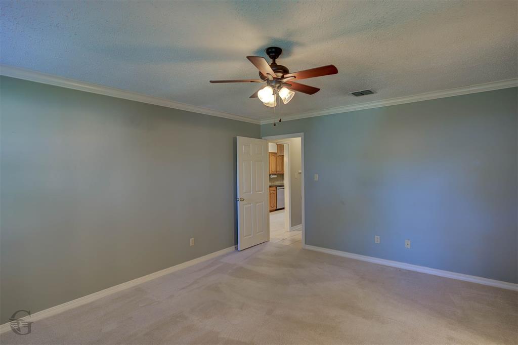 276 Hanging Moss Trail Property Photo 11