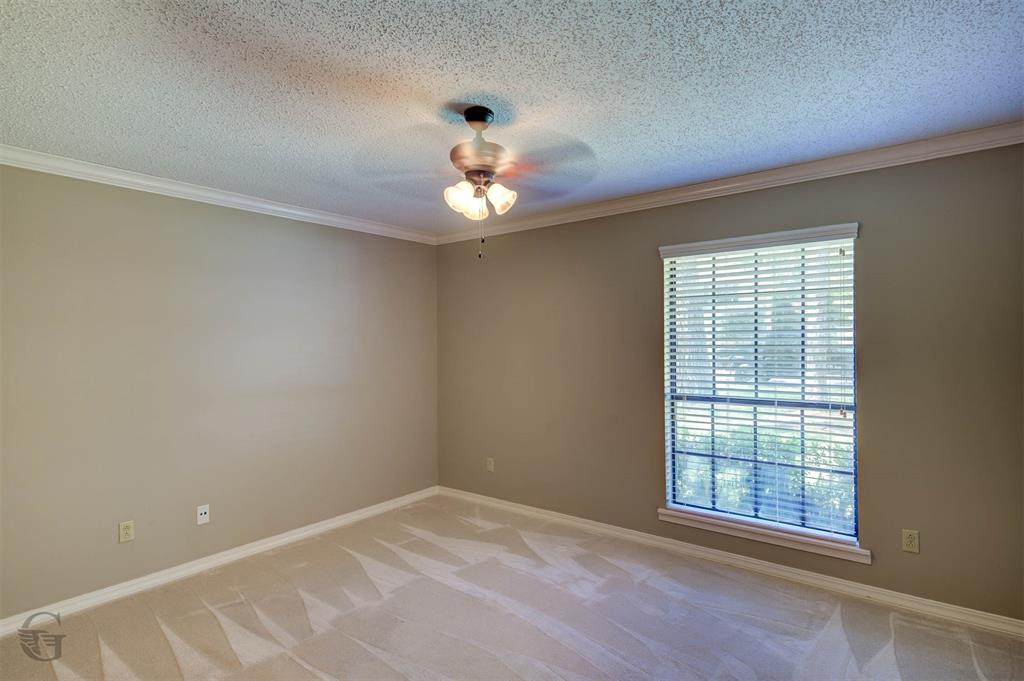 276 Hanging Moss Trail Property Photo 16