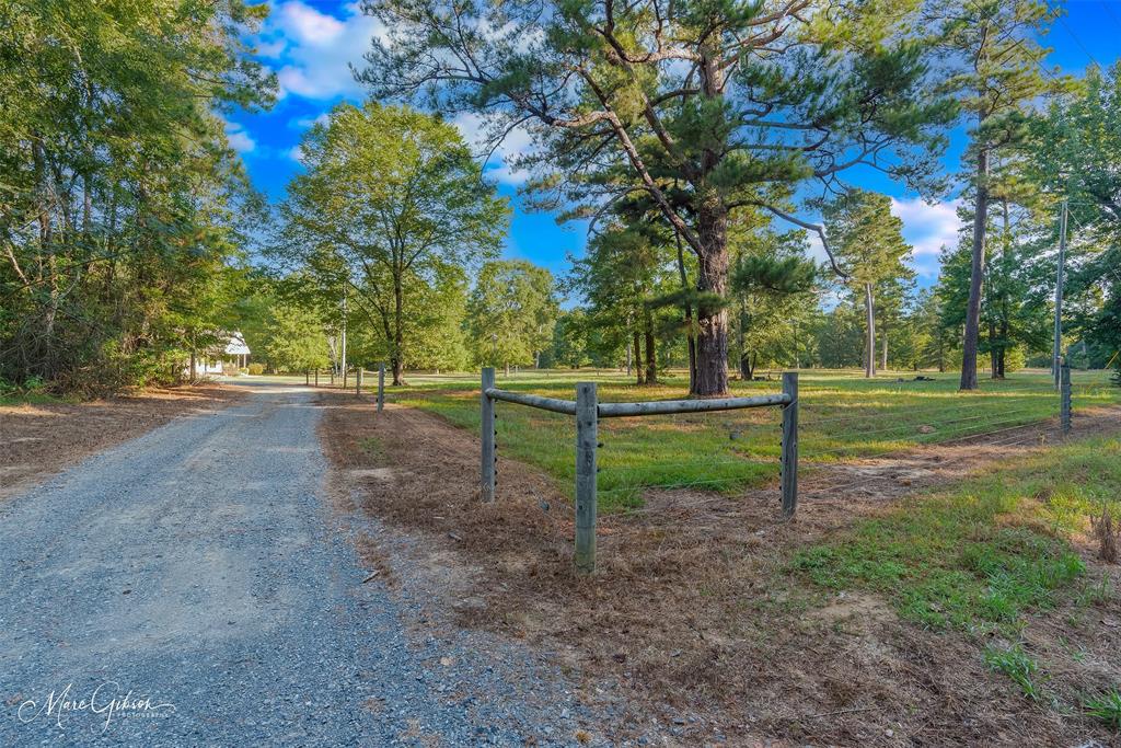 550 Linton Bellevue Road Property Photo 2