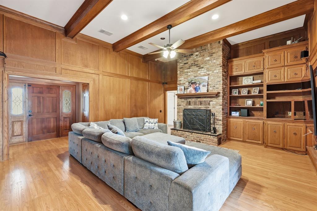11303 Southwind Place Property Photo 6