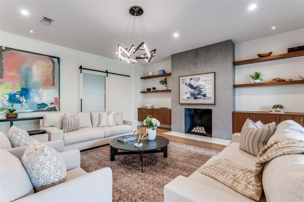 5111 W Amherst Avenue Property Photo 8