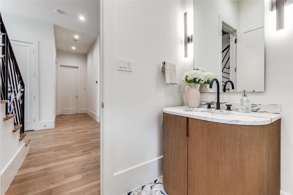5111 W Amherst Avenue Property Photo 21