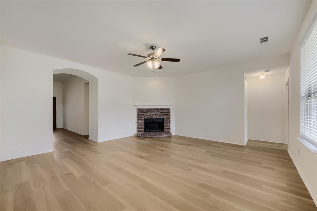 1736 Shoebill Drive Property Photo 4