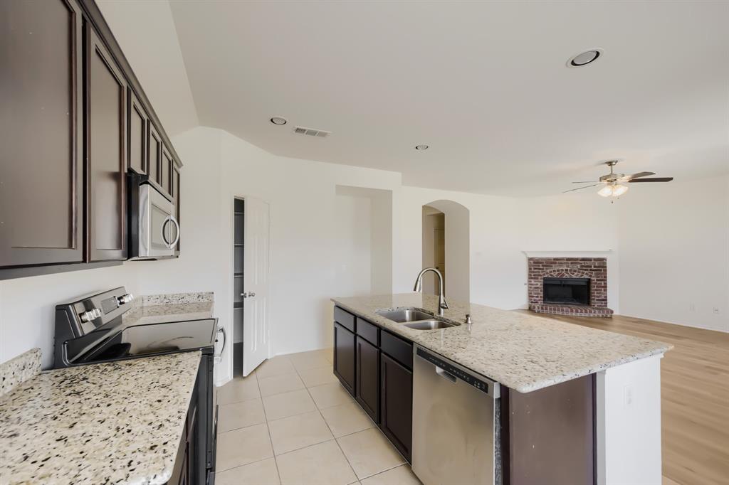 1736 Shoebill Drive Property Photo 10