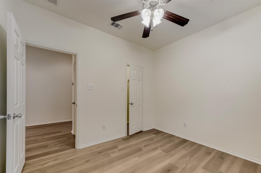 1736 Shoebill Drive Property Photo 14