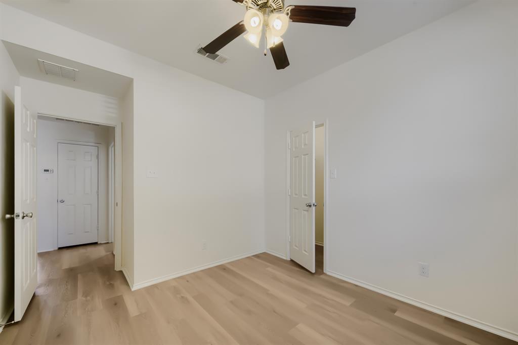 1736 Shoebill Drive Property Photo 18