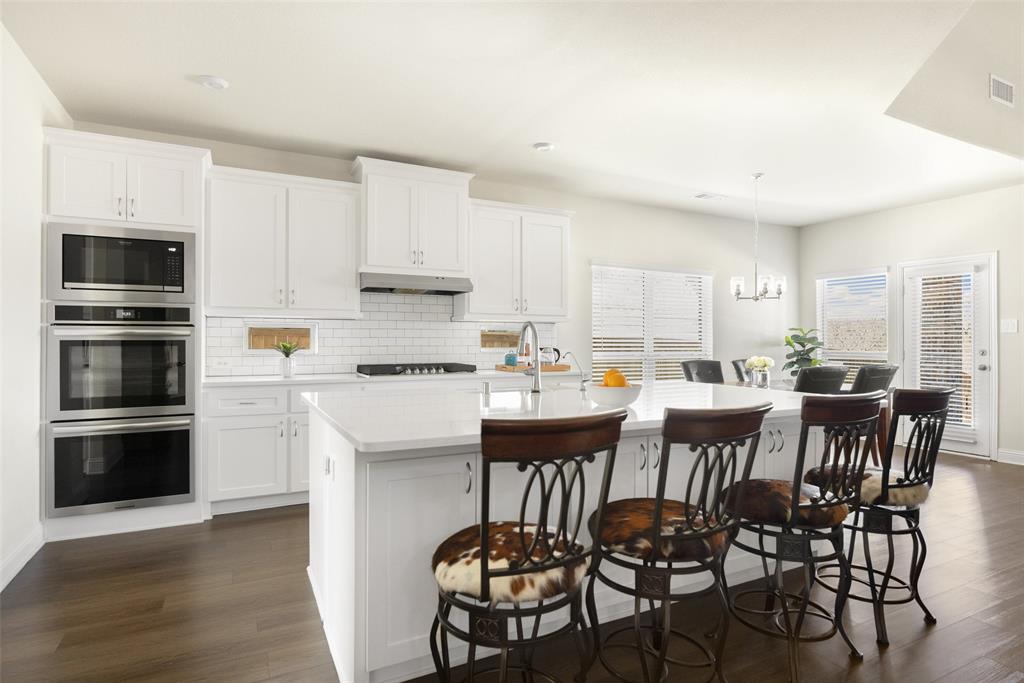1411 Stellar Truth Way Property Photo 5