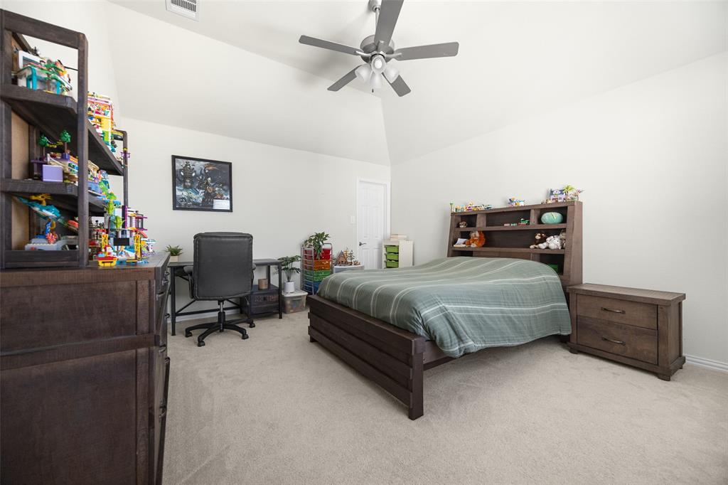 1411 Stellar Truth Way Property Photo 22