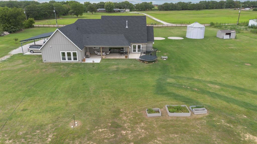 109 County Road 2696 Property Photo 39