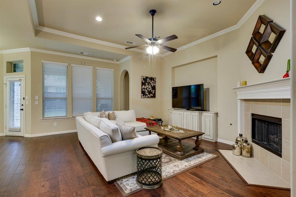 6904 Helena Way Property Photo 10