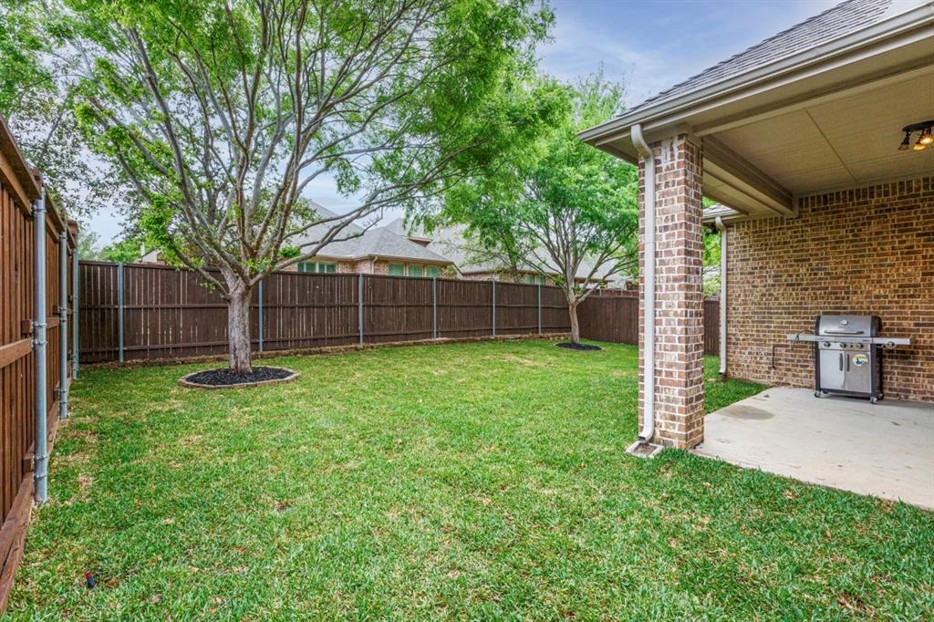 6904 Helena Way Property Photo 33