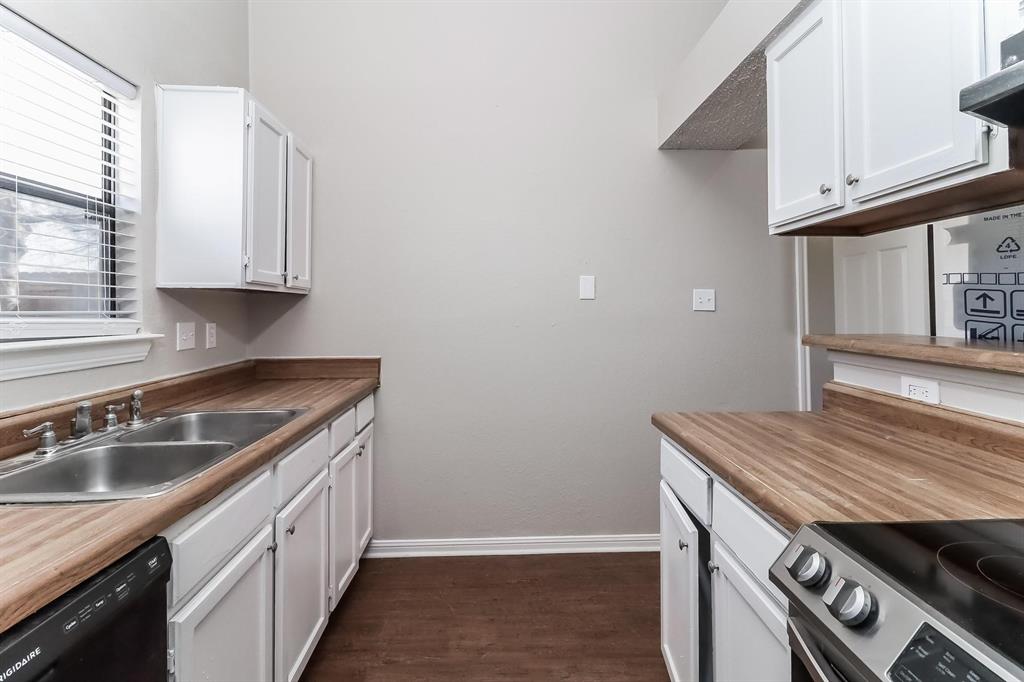 4713 Poppy Drive Property Photo 4