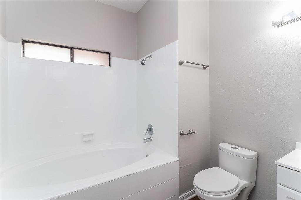 4713 Poppy Drive Property Photo 10