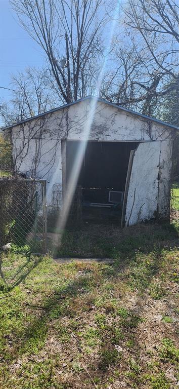 1620 Stoneman Street Property Photo 3