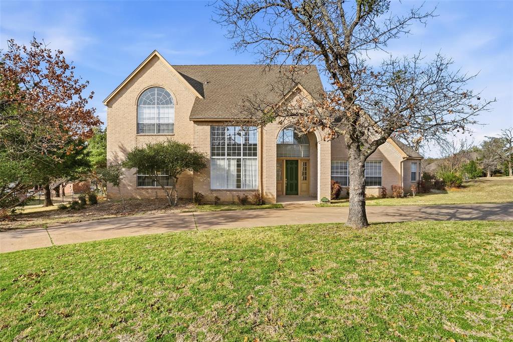 2829 Bent Oaks Drive
