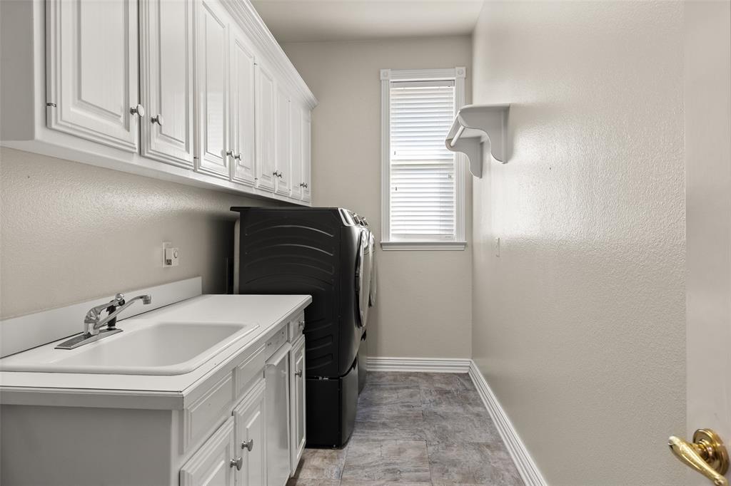 3015 Forestwood Drive Property Photo 28