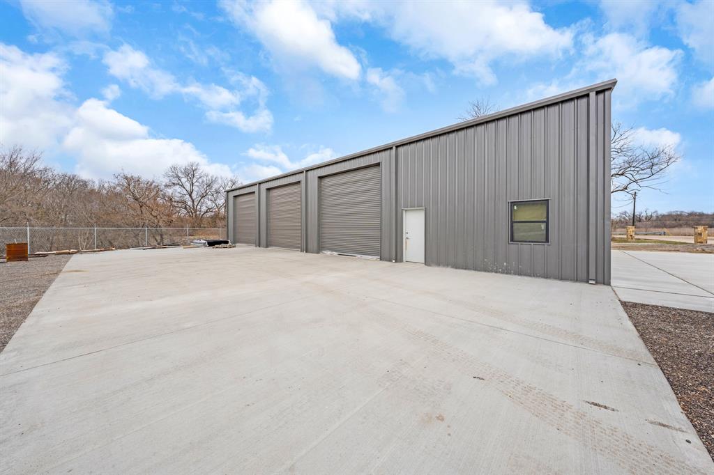 1240 Blackland Trail Property Photo 17
