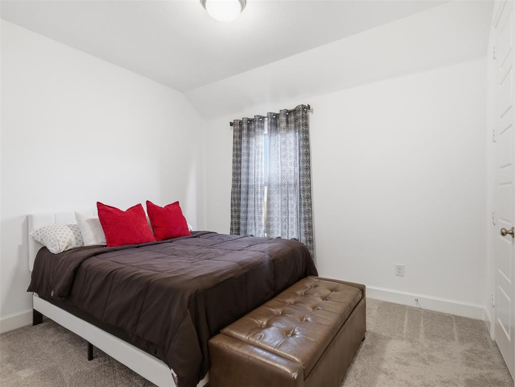 3120 Elmwood Street Property Photo 17