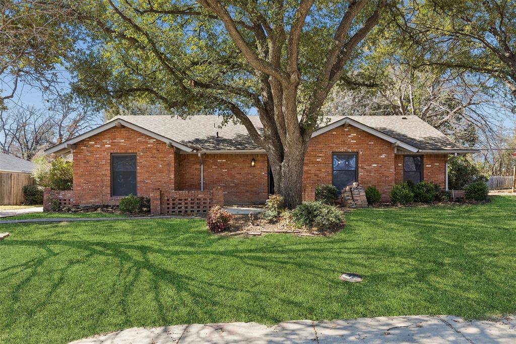 1017 Denmark Street Property Photo 1