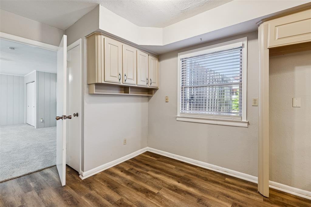 1017 Denmark Street Property Photo 10