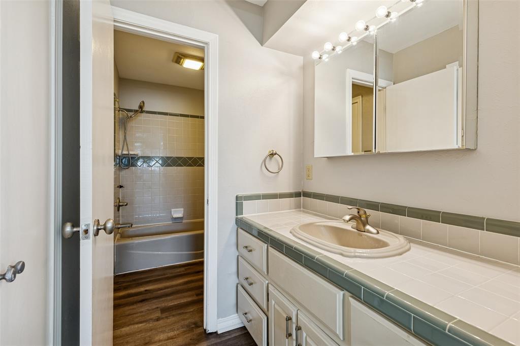 1017 Denmark Street Property Photo 21