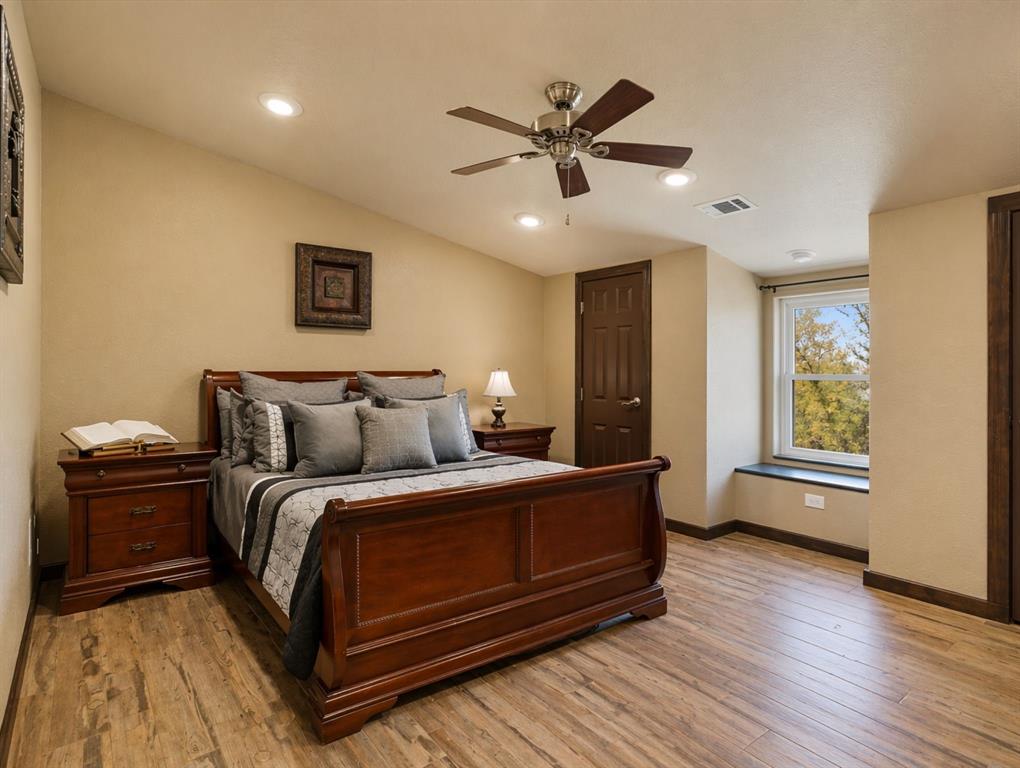 26100 Us-377-br Property Photo 26