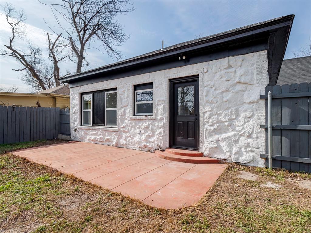 1610 1st Street Property Photo 10