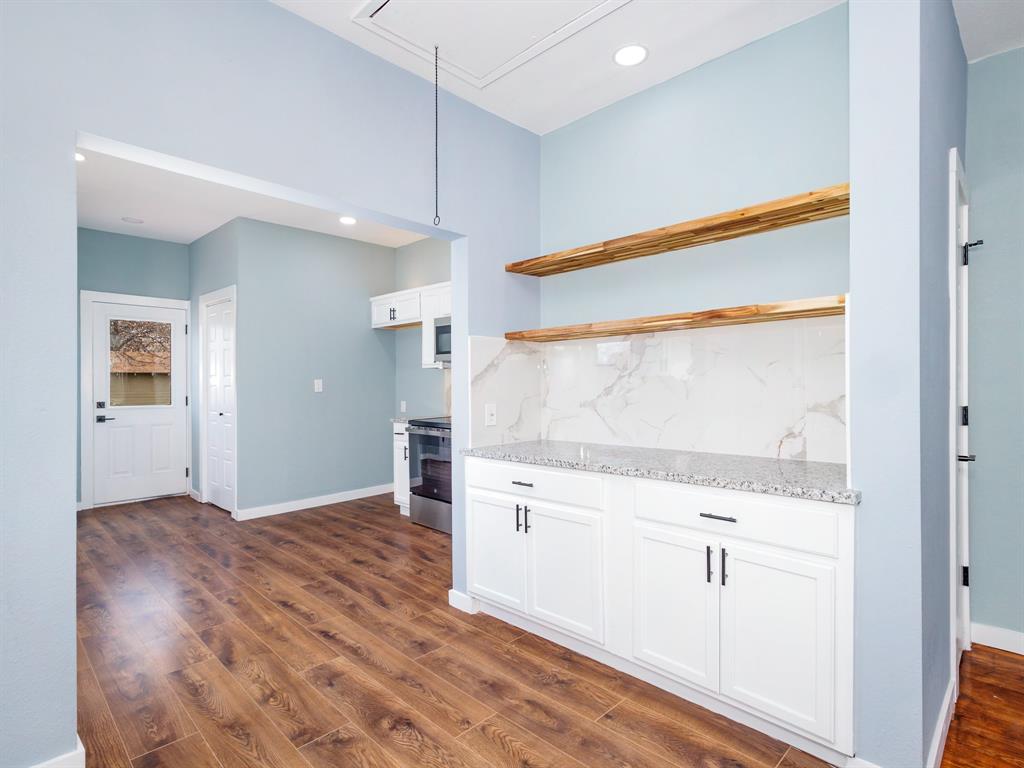 1610 1st Street Property Photo 17