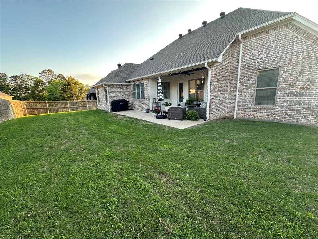 7334 Tule Creek Lane Property Photo 24