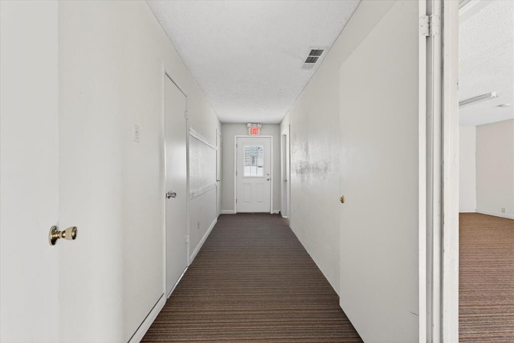 611 W Spring Valley Road Property Photo 30
