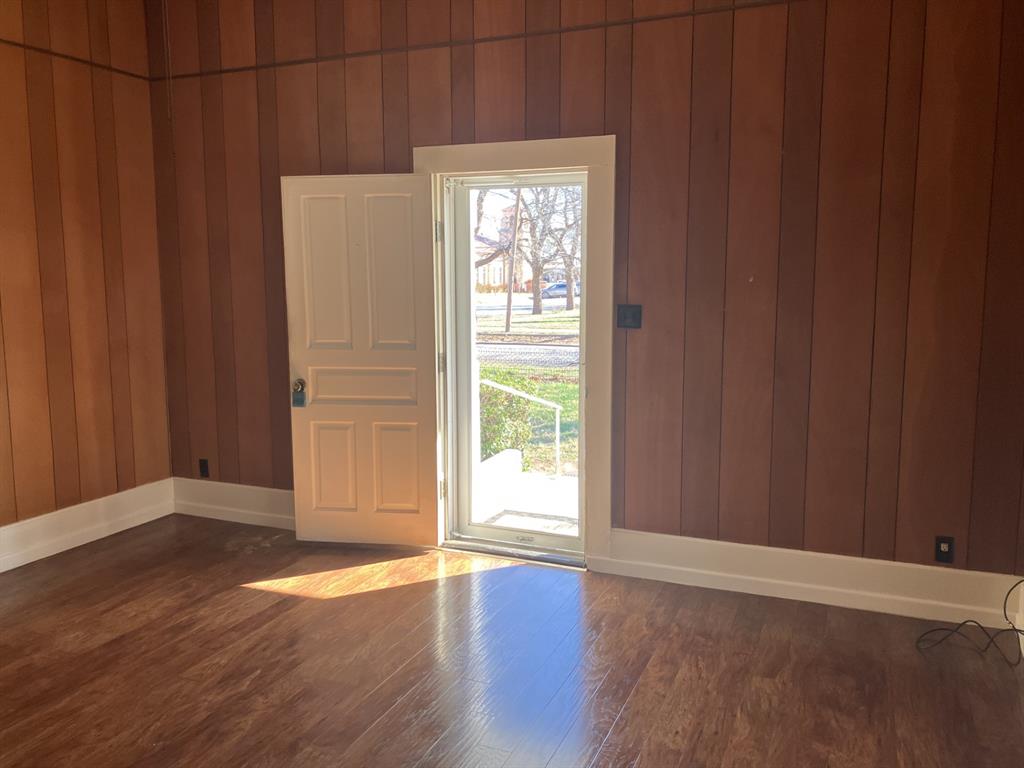 109 N Foley Street Property Photo 13