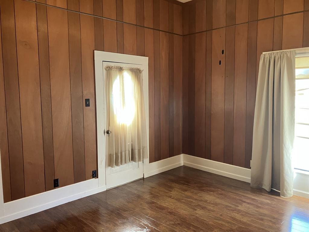 109 N Foley Street Property Photo 15